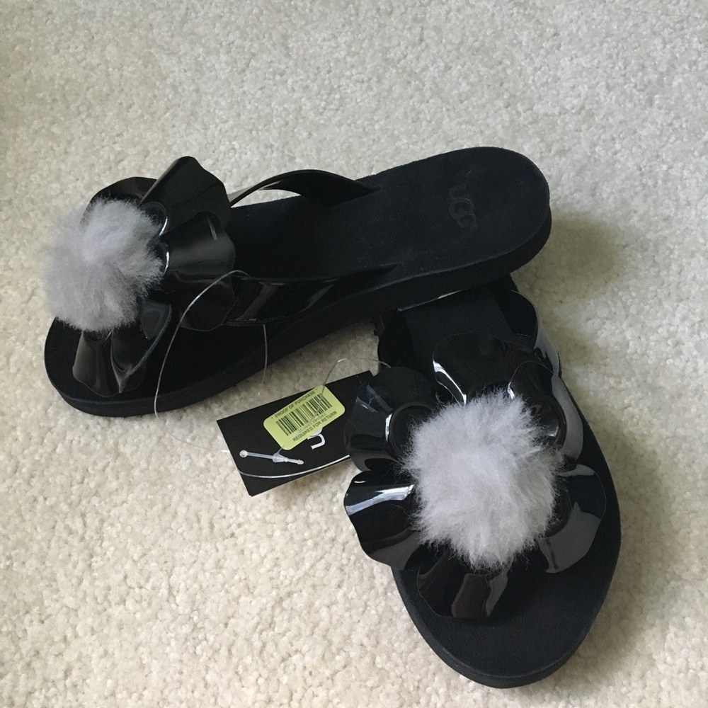 Ugg Poppy Pompom Flip Flop